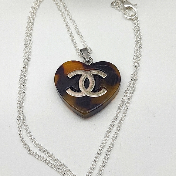 CC zipper Pull Tortoiseshell Heart Pendant - Picture 6 of 6